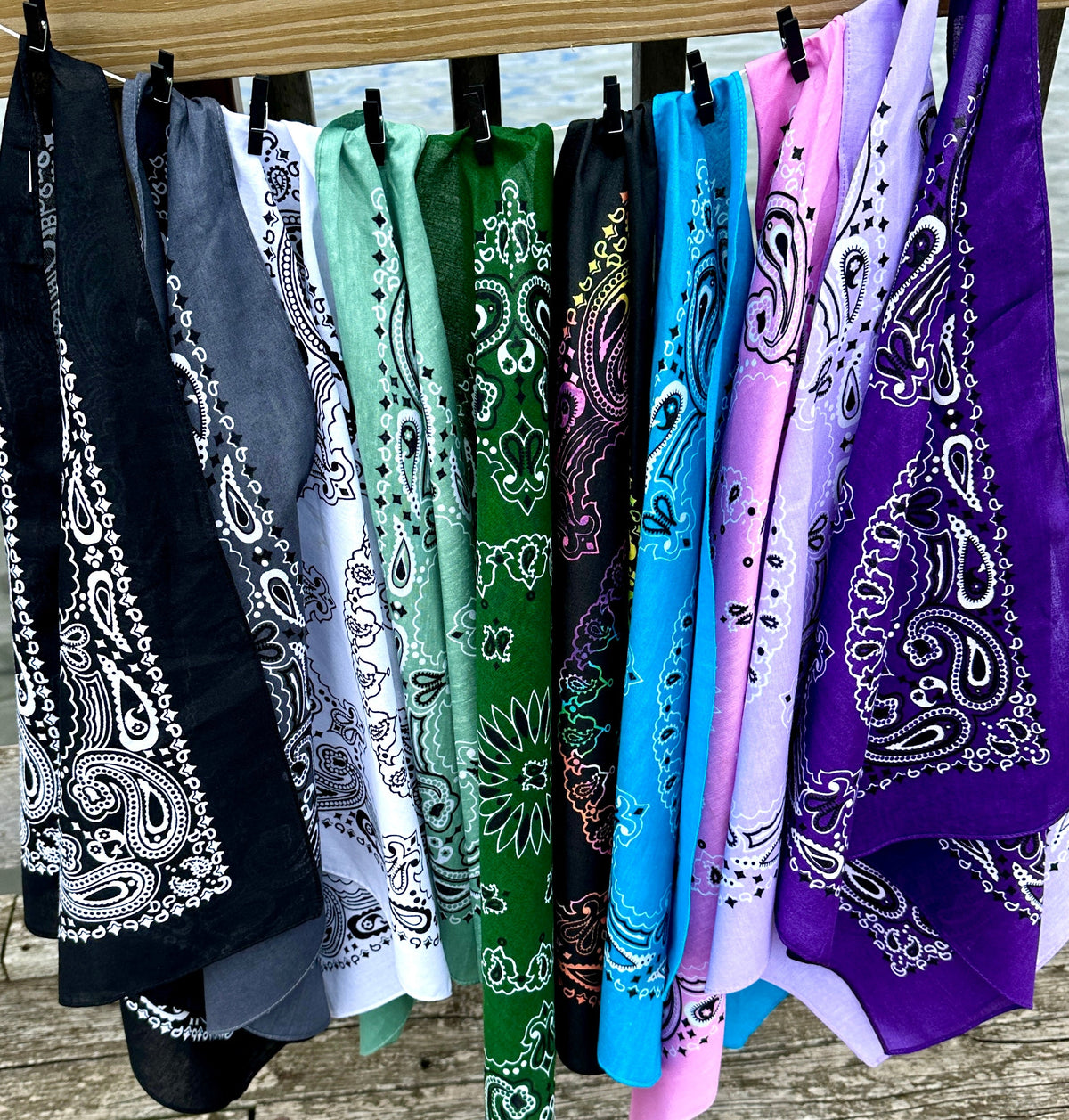 Rainbow Paisley Tarot Bag Zipper Pouch – Witchy Gift for Tarot & Oracle Card Readers
