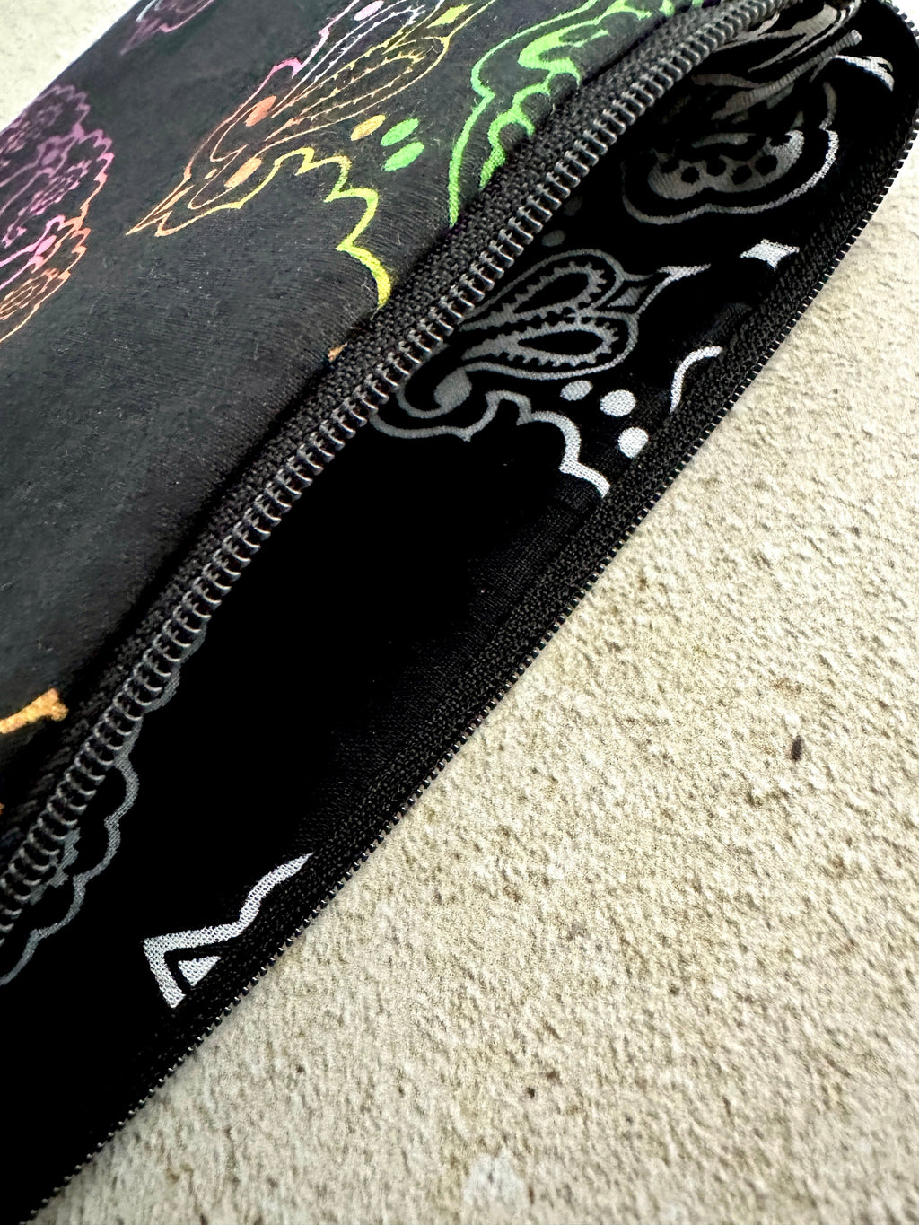 Rainbow Paisley Tarot Bag Zipper Pouch – Witchy Gift for Tarot & Oracle Card Readers