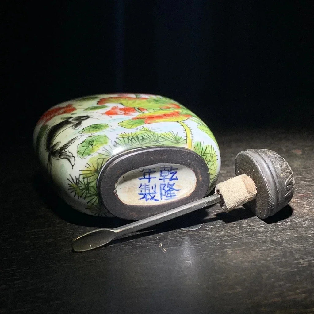 Enamel Chinese Porcelain Snuff Bottle with Cloisonne - Fish Design