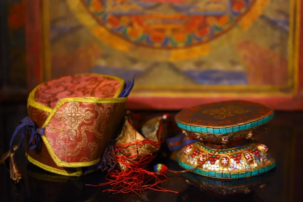 Vintage Tibetan Temple Turquoise Mosaic Damaru – Gzi Bead & Shell Buddhist Drum