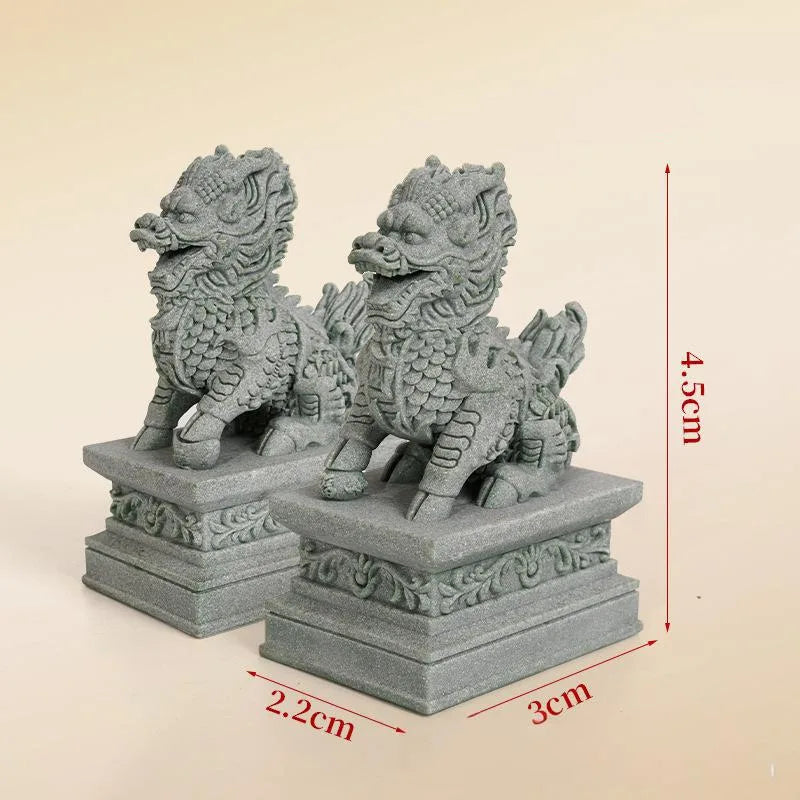 1 Pair of Guardian Kylin Statues Chinese Feng Shui Decorative Figurines Home Living Room Bar Cafe Decor Desk Ornament