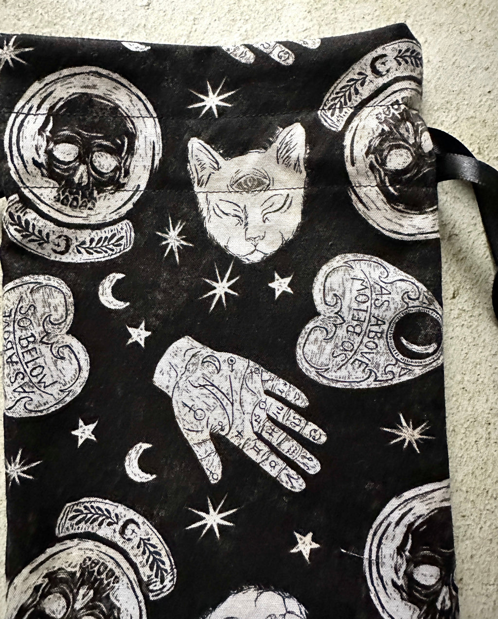 Witchy Tarot Card Drawstring Bag – Ouija Print Gift for Tarot Readers & Oracle Deck Lovers