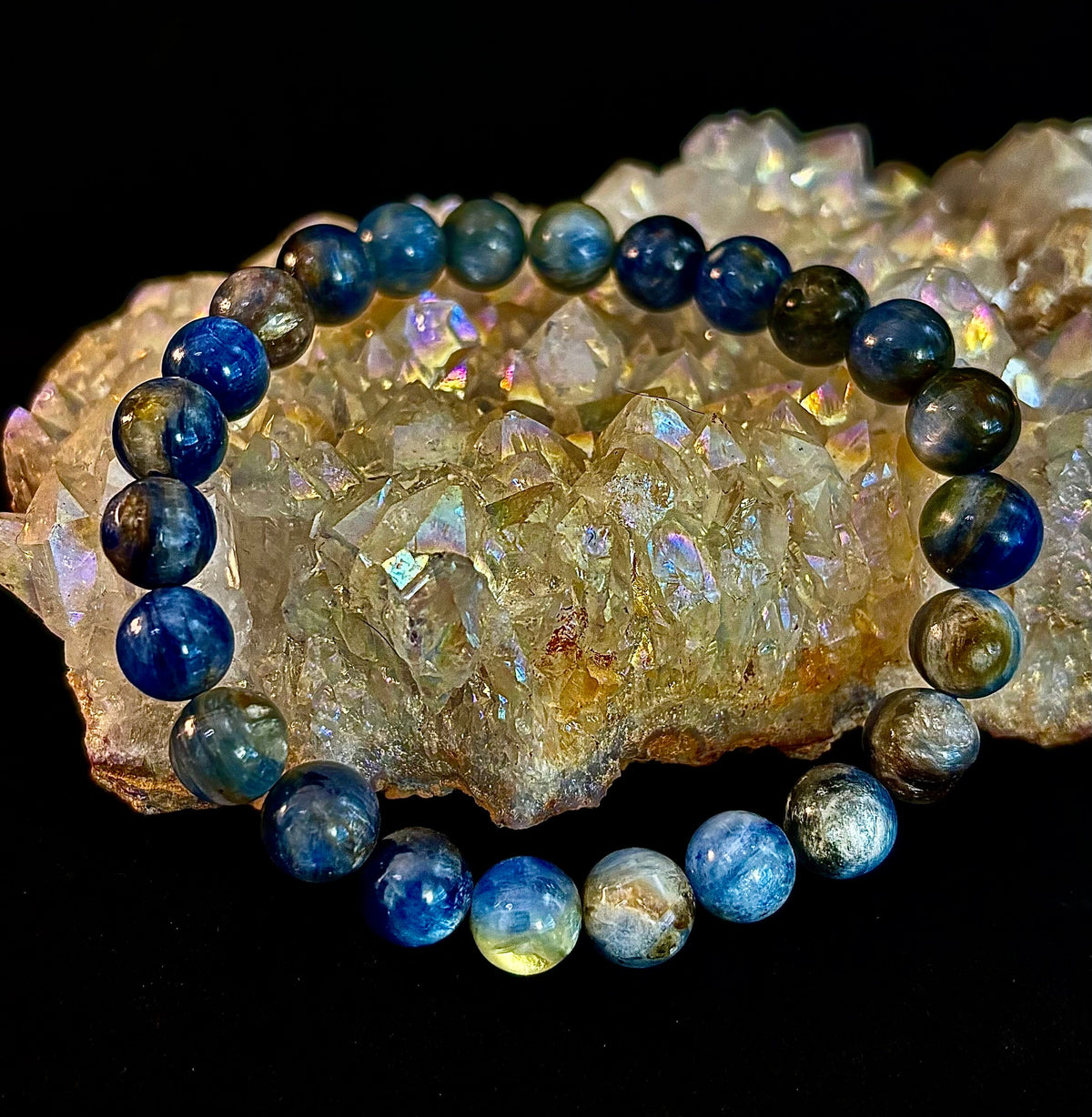 Reiki-Infused Blue Kyanite Bracelet for Clear Communication, High Vibration & Alignment (8mm)