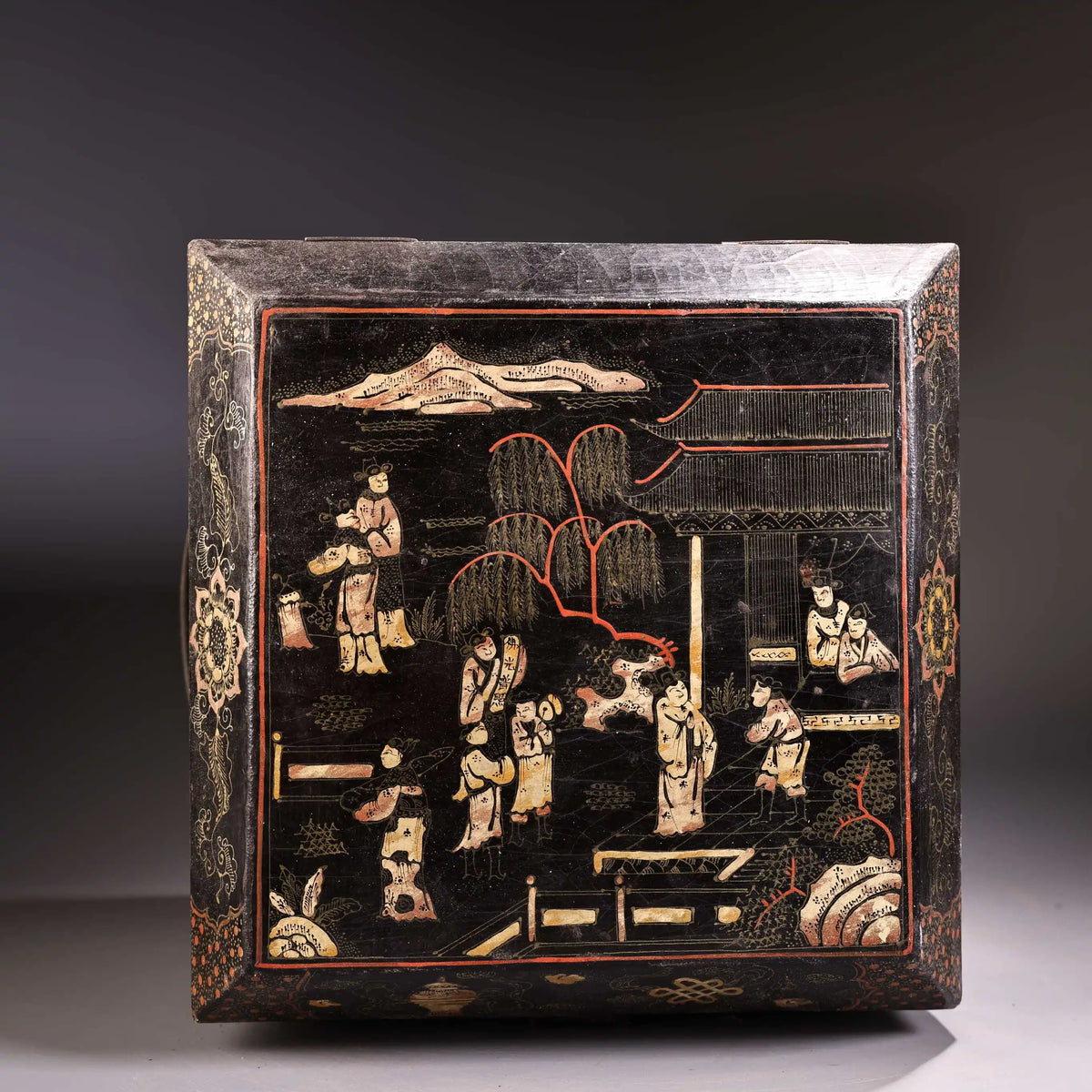 Tibetan Temple Vintage Lacquerware Seal Box – Gold-Outlined Maid & Landscape (28cm)