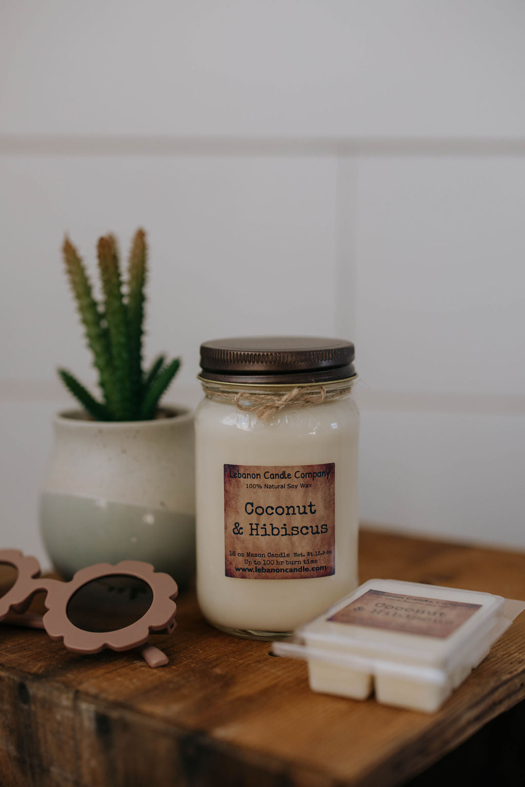 Coconut & Hibiscus Candle